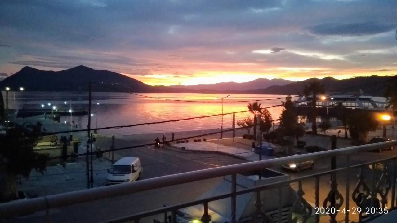 Palatino Hotel Loutra Edipsou  ภายนอก รูปภาพ