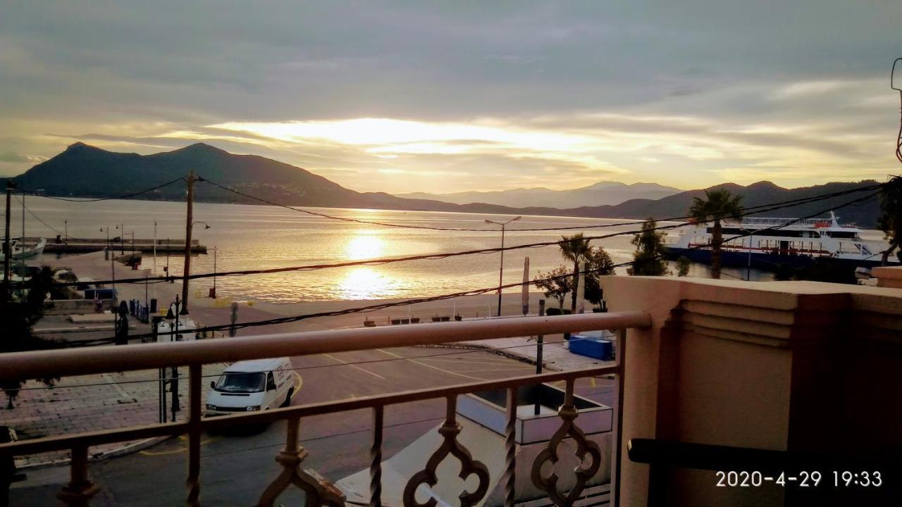 Palatino Hotel Loutra Edipsou  ภายนอก รูปภาพ