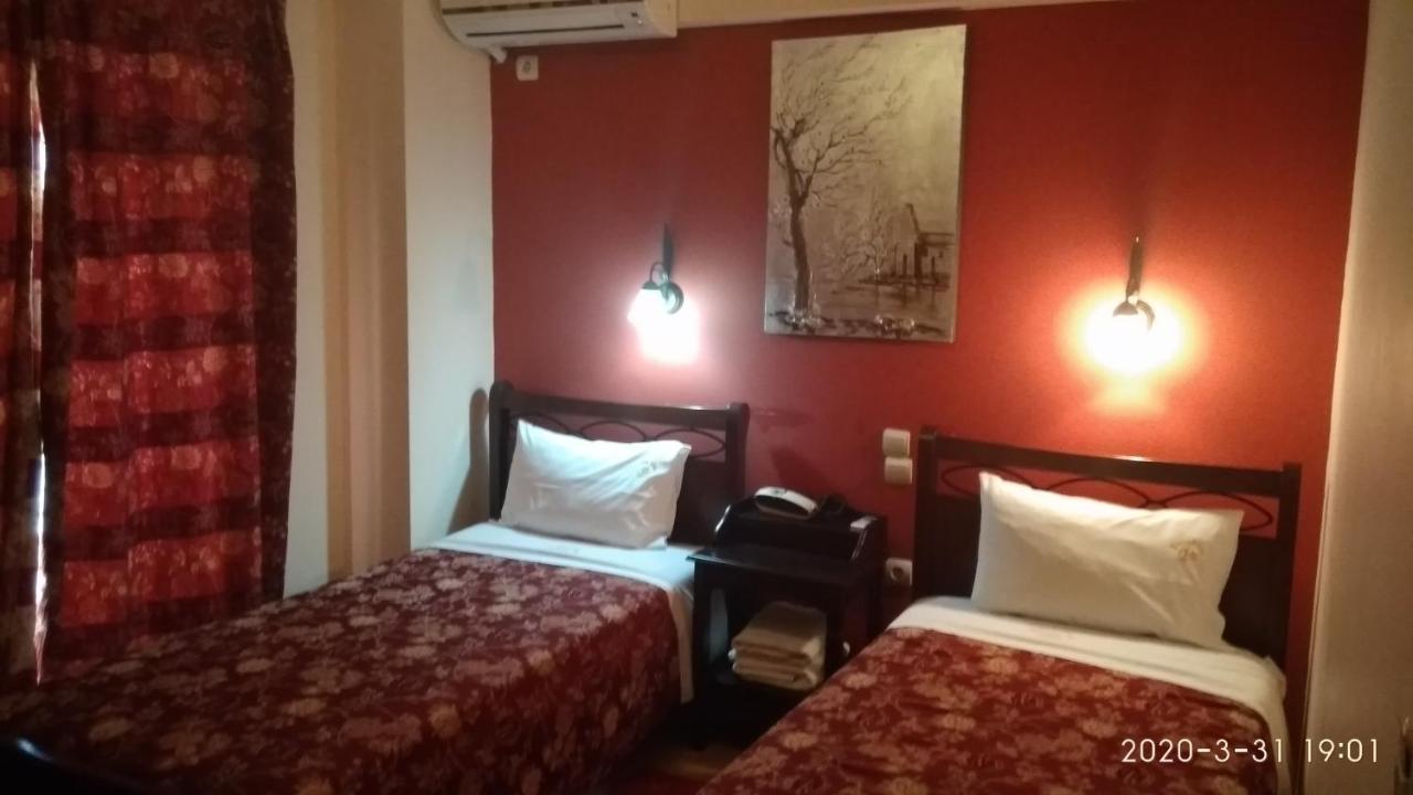 Palatino Hotel Loutra Edipsou  ภายนอก รูปภาพ