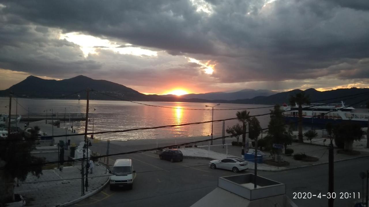 Palatino Hotel Loutra Edipsou  ภายนอก รูปภาพ