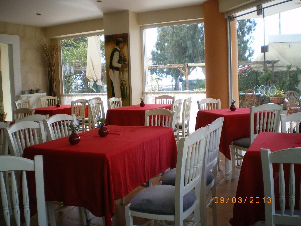 Palatino Hotel Loutra Edipsou  ภายนอก รูปภาพ