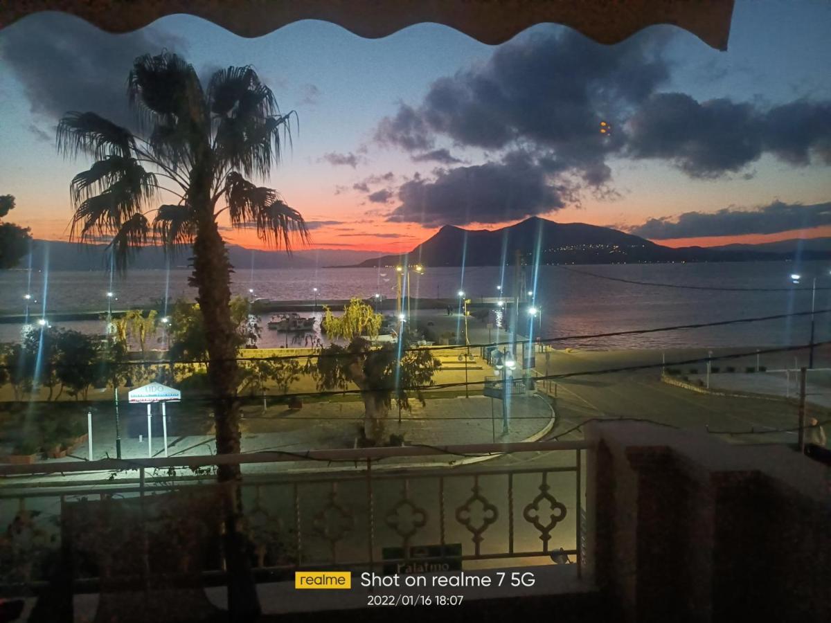 Palatino Hotel Loutra Edipsou  ภายนอก รูปภาพ