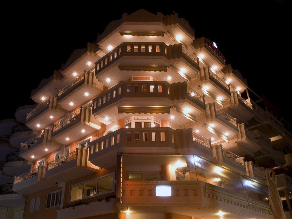 Palatino Hotel Loutra Edipsou  ภายนอก รูปภาพ